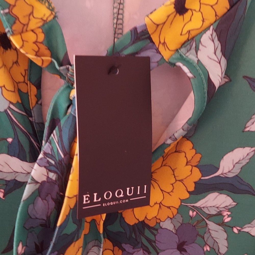Dress - Picture 3 of 4